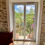 Daire Fisherman's House With Sea Views