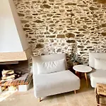 Daire Fisherman's House With Sea Views *