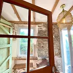 Daire Fisherman's House With Sea Views *