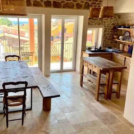 Fisherman's House With Sea Views Collioure