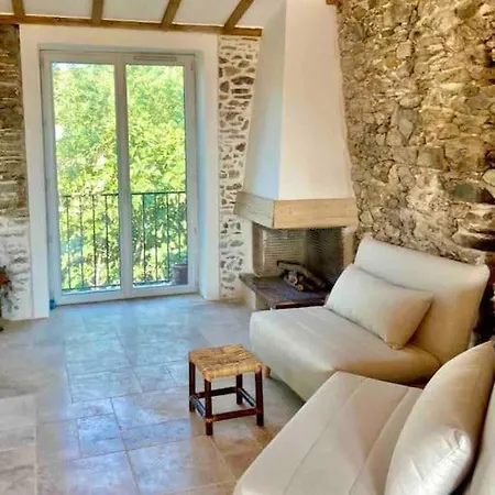 Fisherman's House With Sea Views Apartman