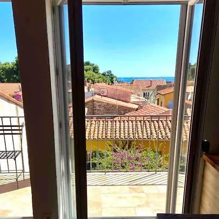 Fisherman's House With Sea Views Apartman