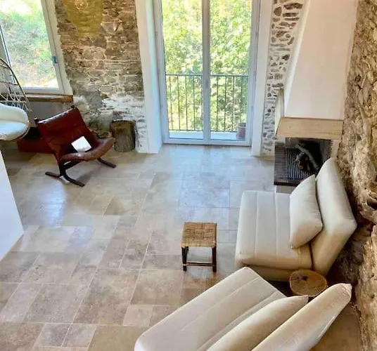 Fisherman's House With Sea Views Collioure