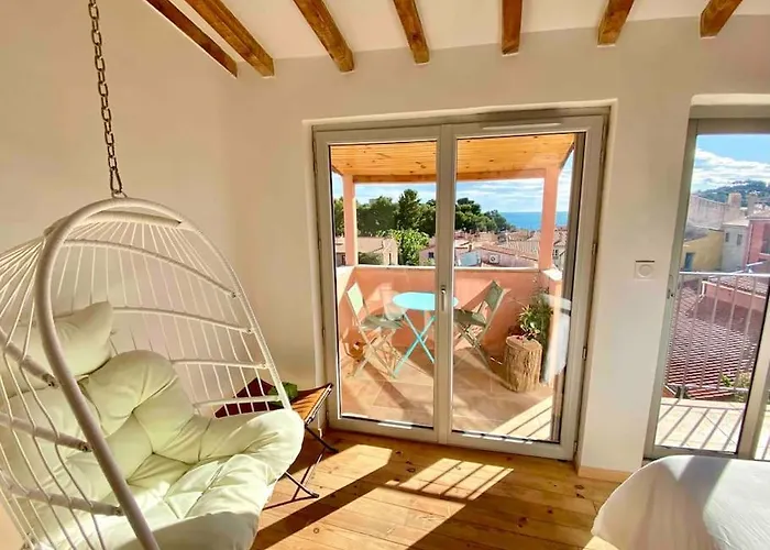 Fisherman's House With Sea Views