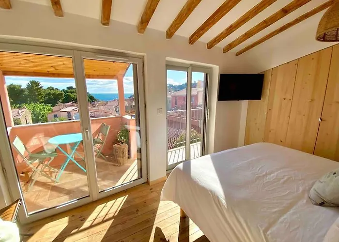 Fisherman's House With Sea Views